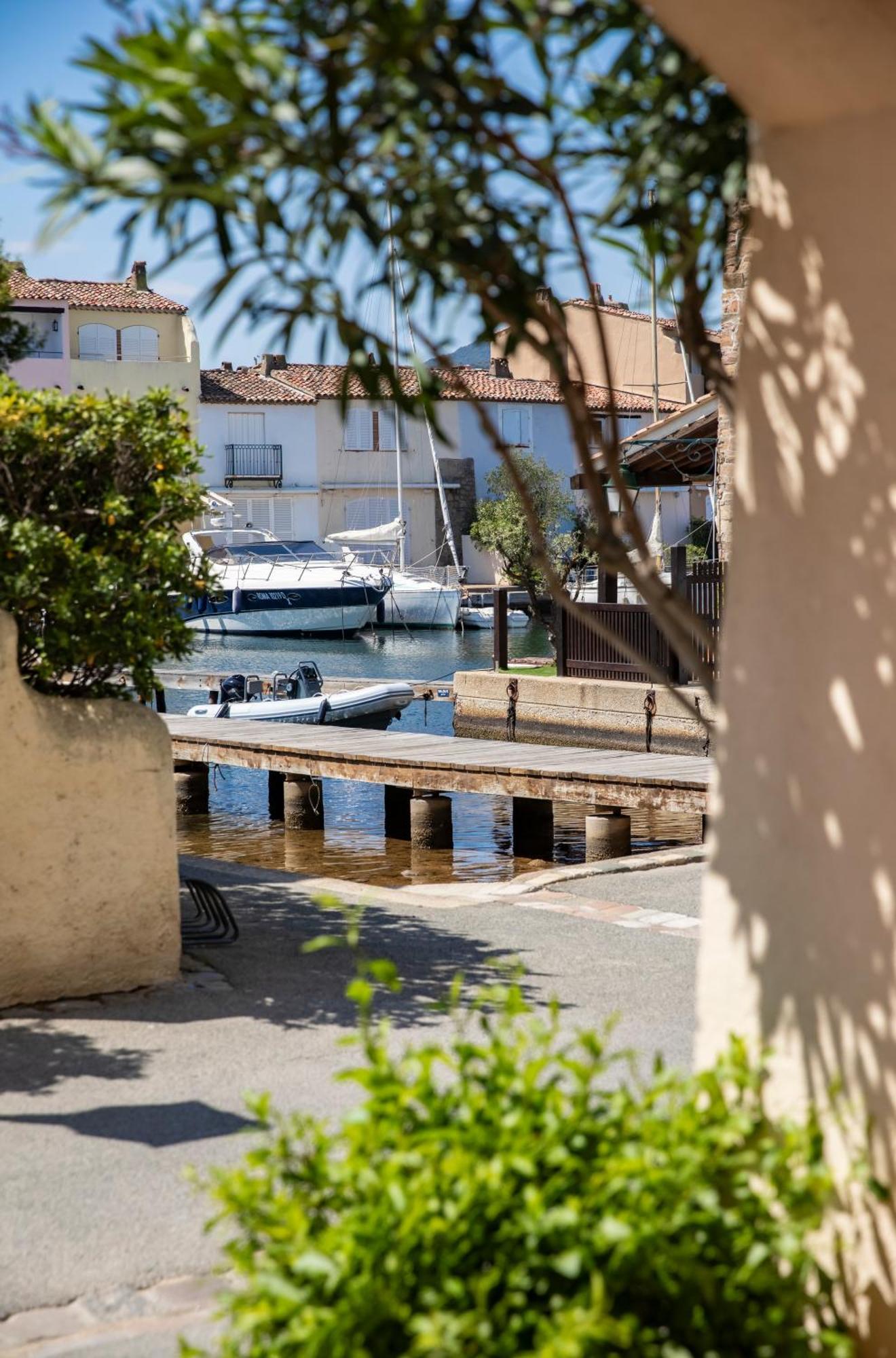 Appartement 30 M De La Plage Grimaud Eksteriør bilde